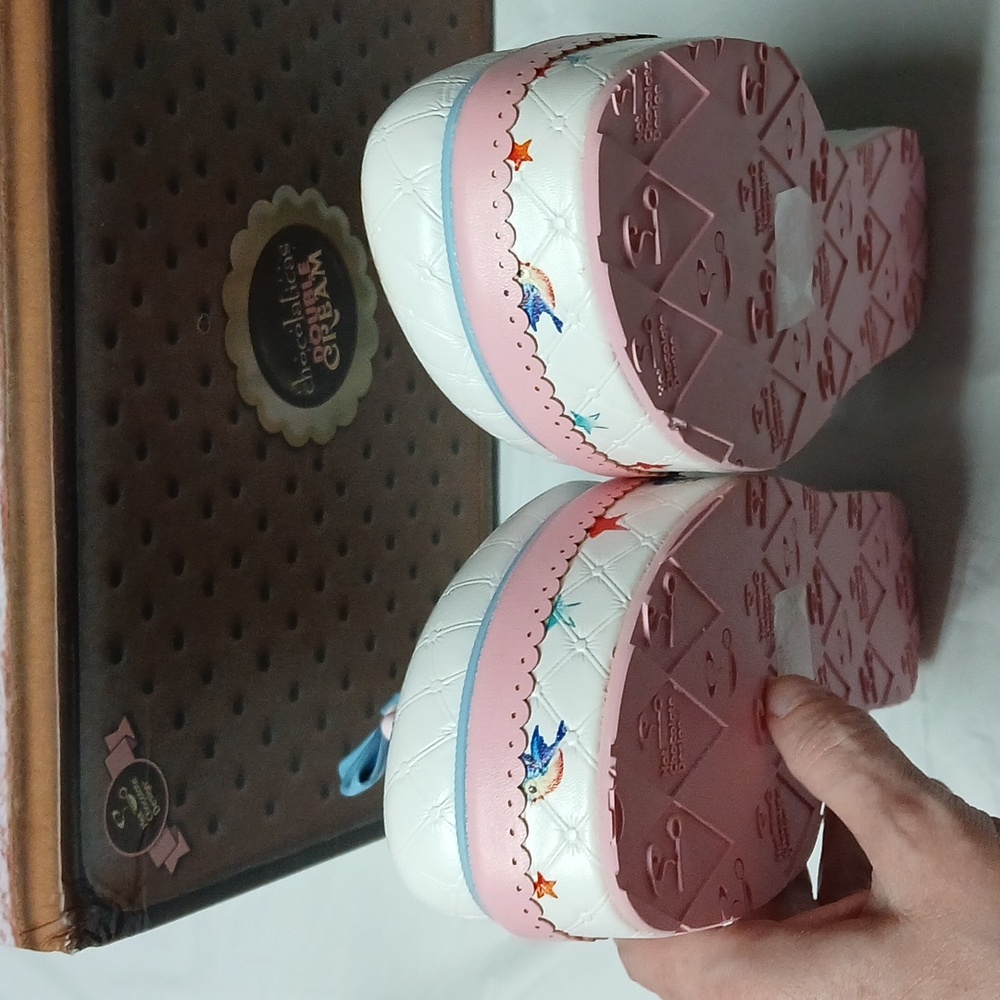 Hot Chocolate Design Chocolaticas Kitschy Blanket Platform Mary Janes RARE Sz 7 - Picture 13 of 16